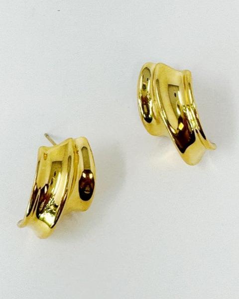 Kelly Golden Hoop Earrings