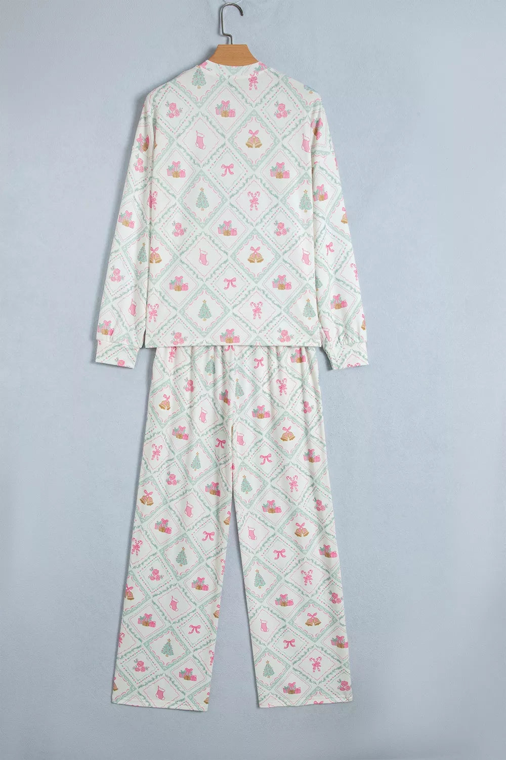 White patchwork Christmas lounge set with button-front top and drawstring pants - view 5
