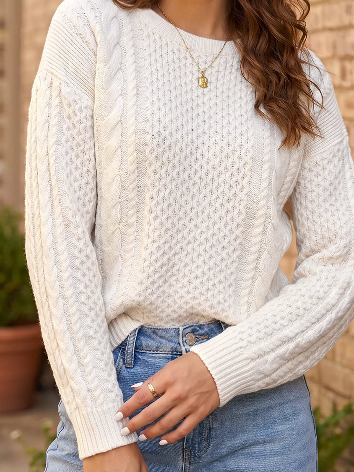 White cable knit crew neck sweater, loose fit - view 6
