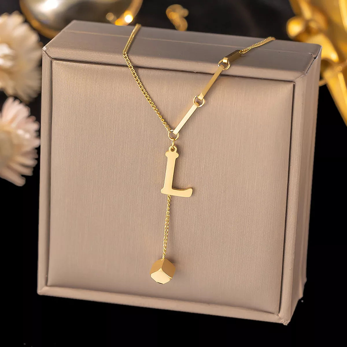 18K gold-plated initial pendant necklace, letters A-Z - view 14