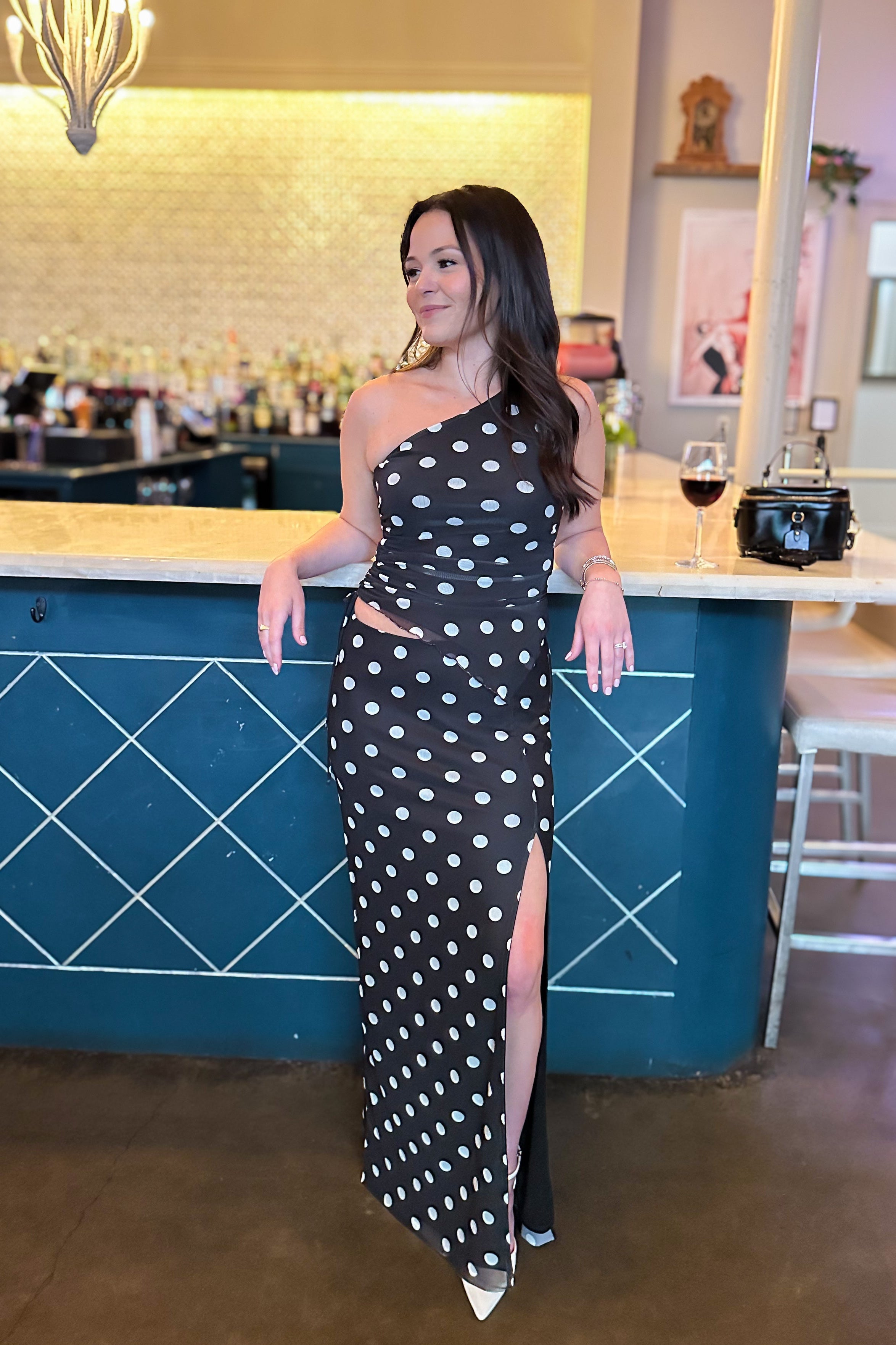 ONE SHOULDER SIDE RUCHED TOP