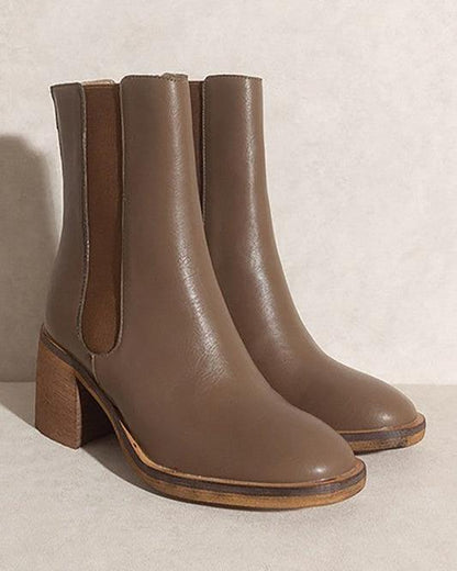 Olivia Chelsea Boot