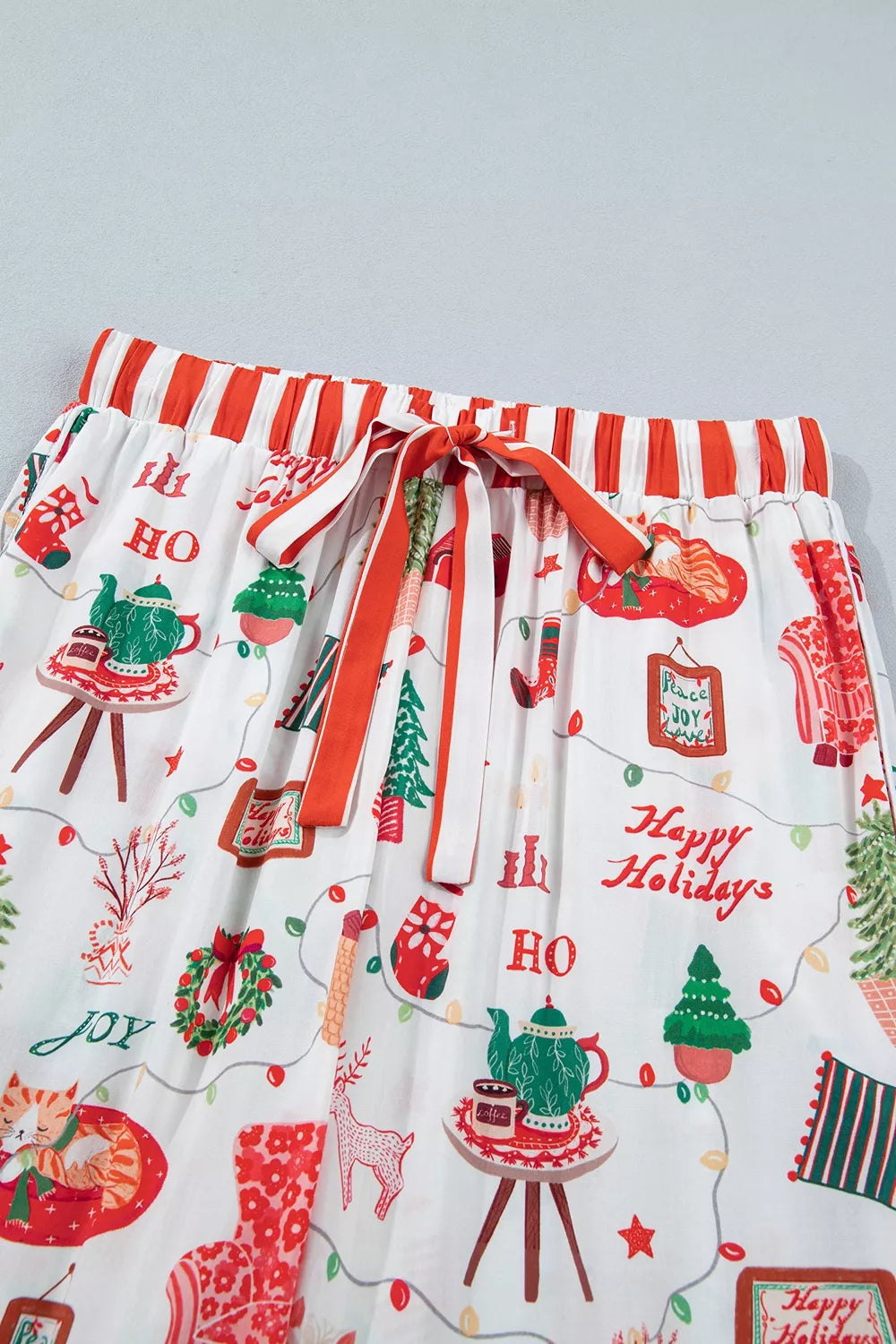 White striped holiday lounge set with button-front top and pants - view 13