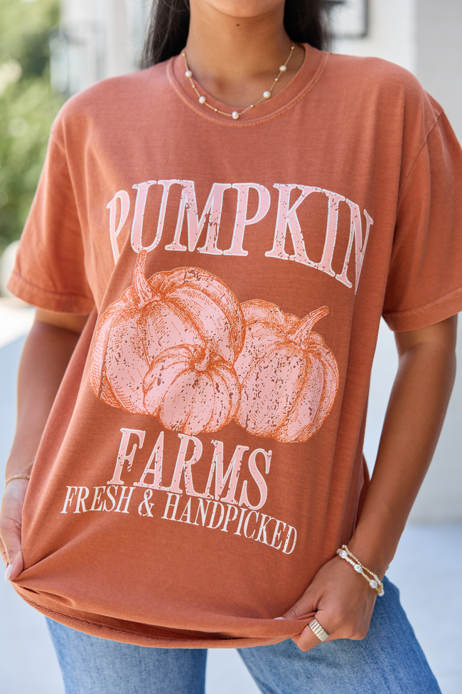 Pumpkin Farms Rust Graphic Tee, detail view