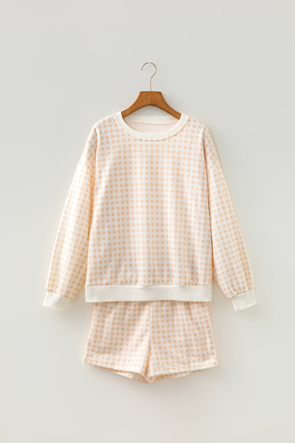 Gingham plaid pullover colorblock detail