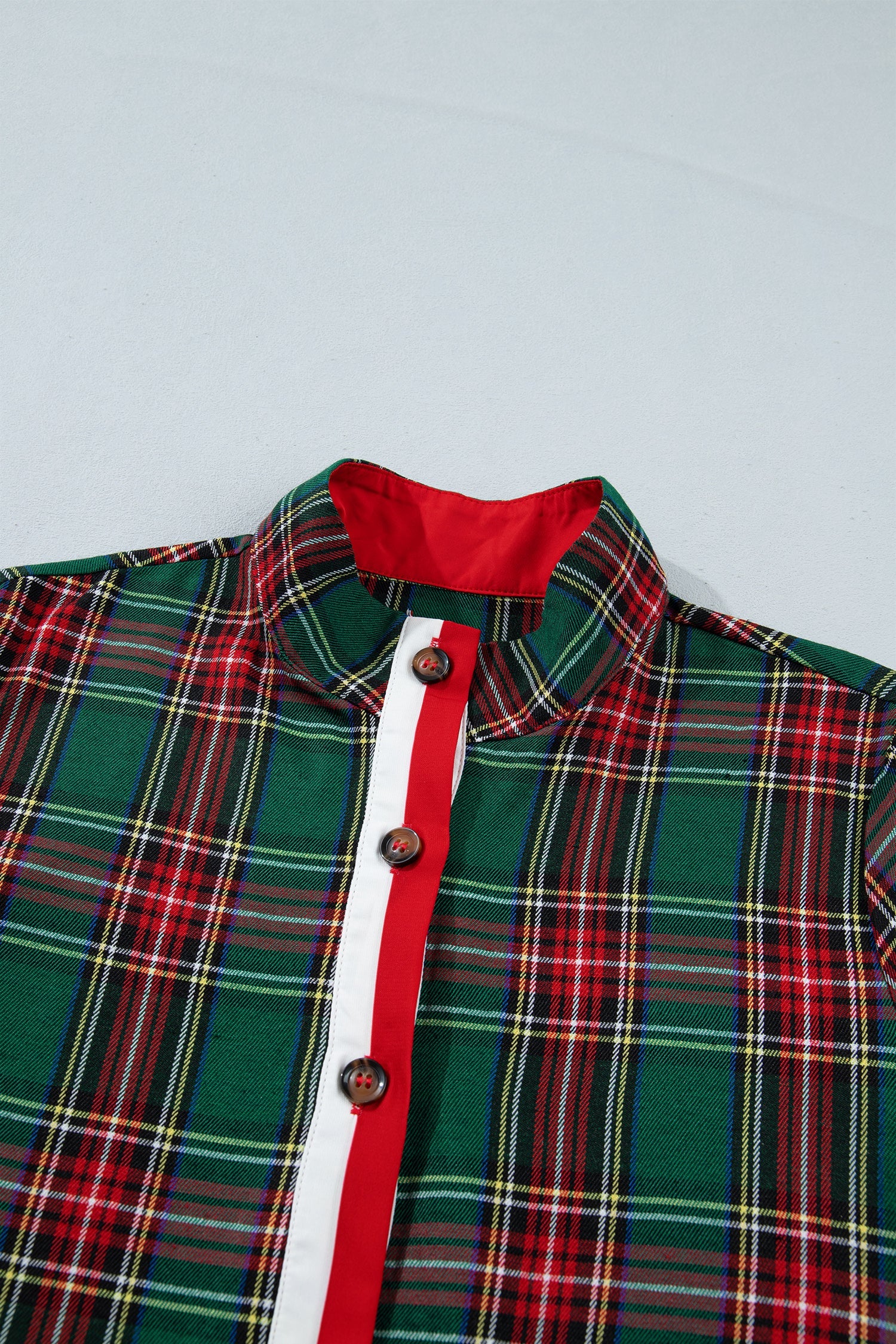 Plaid Buttoned Dress with Pockets in green, close-up