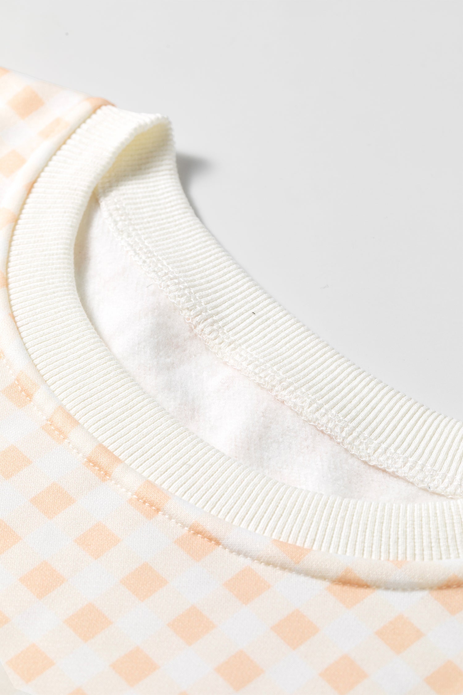 Gingham plaid shorts insert pocket detail