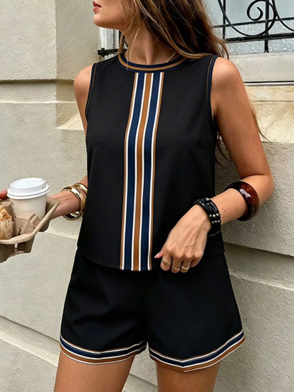 White and black striped tank top and shorts matching set, no-stretch polyester