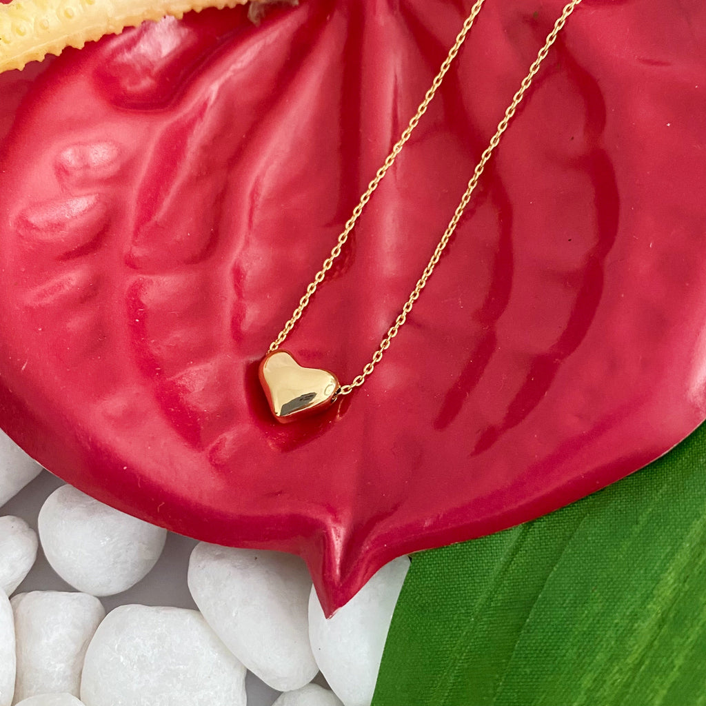 Love Bean Heart Necklace - close up of heart charm detail