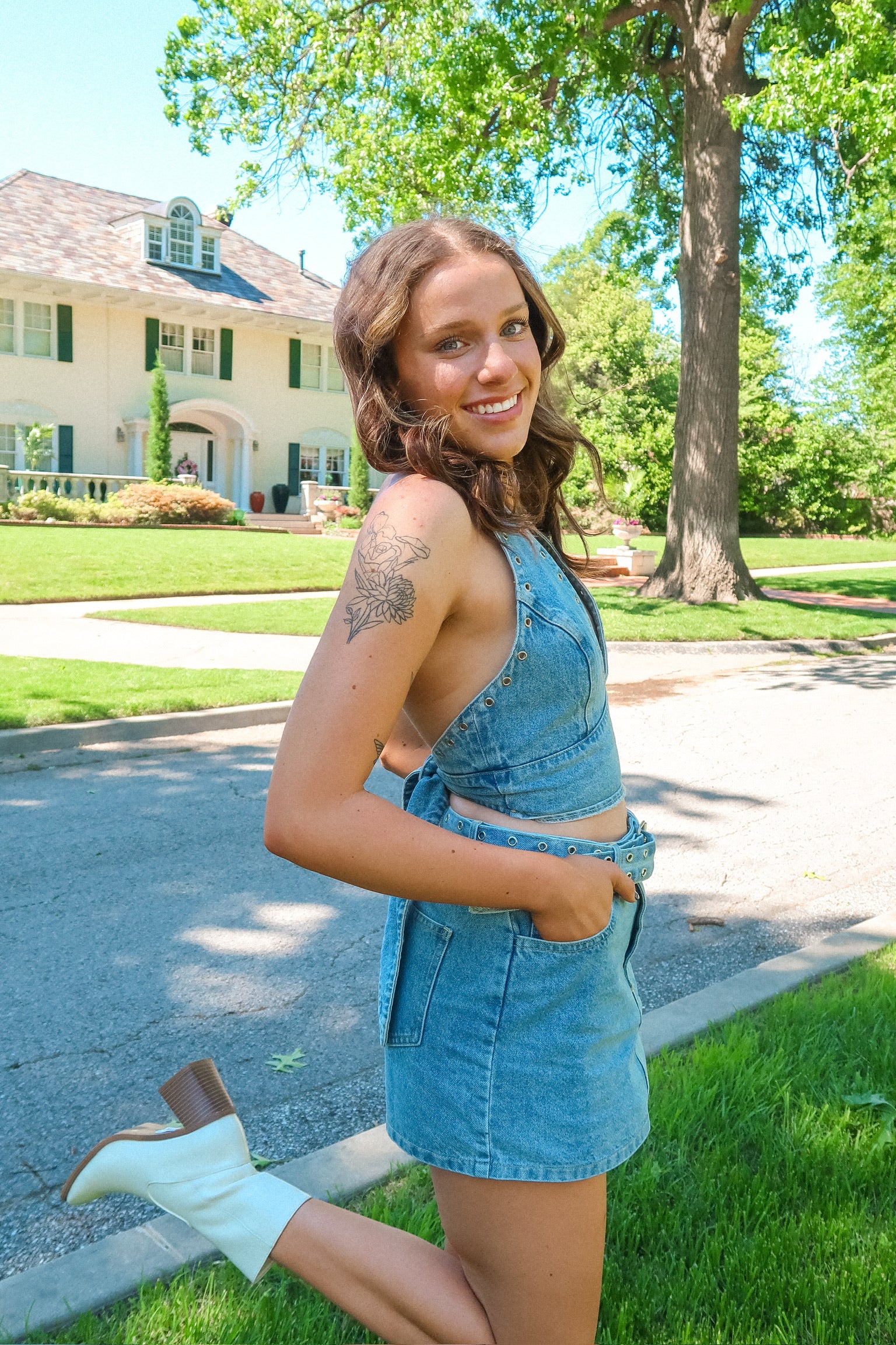 HALTER DENIM TOP WITH GROMMET