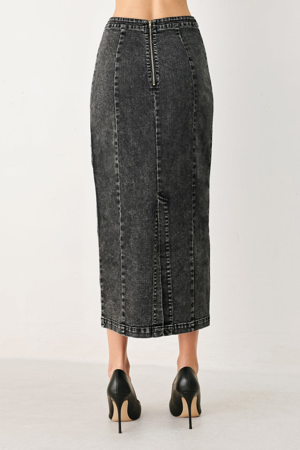 Denim pencil skirt silhouette detail