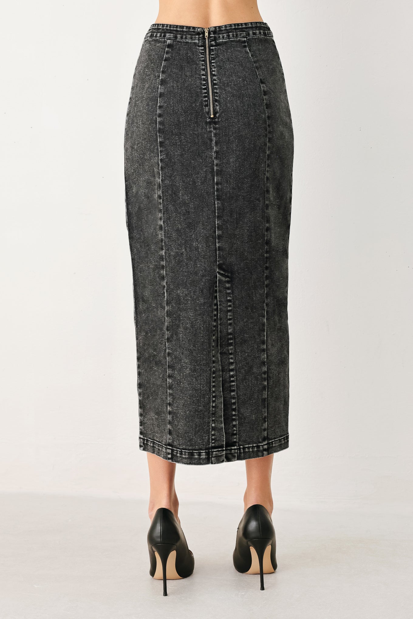Denim pencil skirt silhouette detail