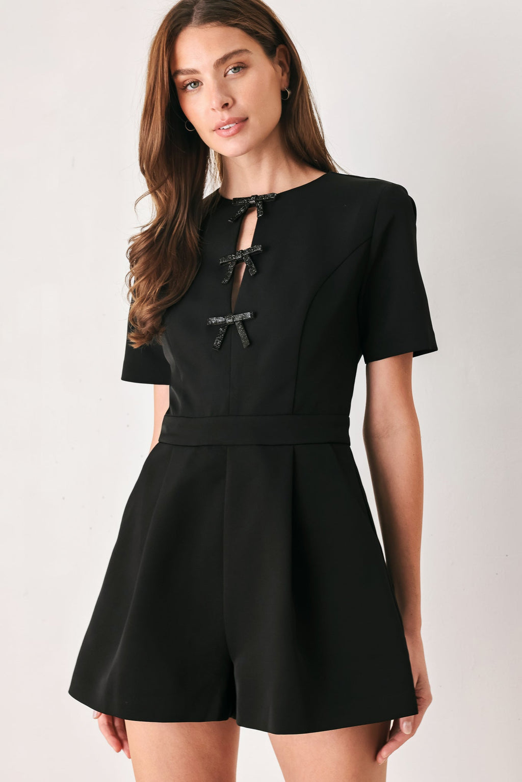 Black bow keyhole romper - view 4