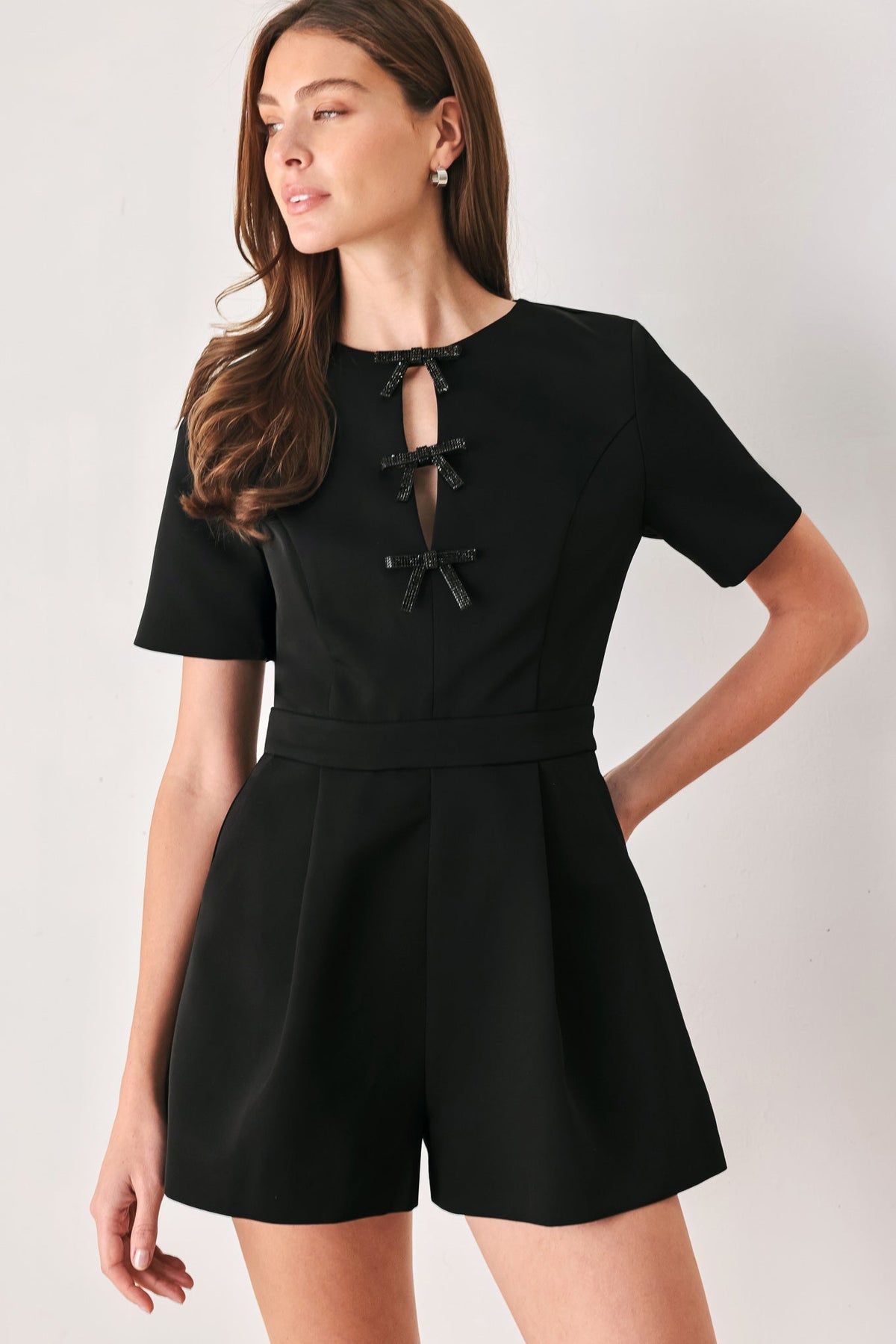 Black bow keyhole romper - view 5