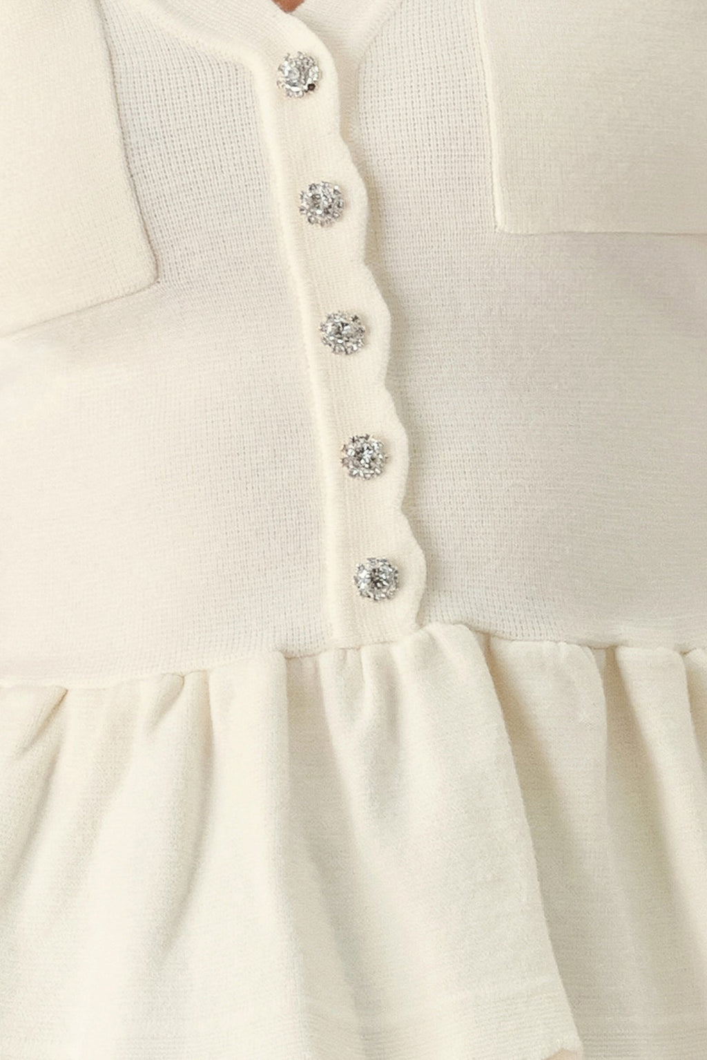 Scalloped V-Neck Peplum Sweater Top fabric swatch, off white