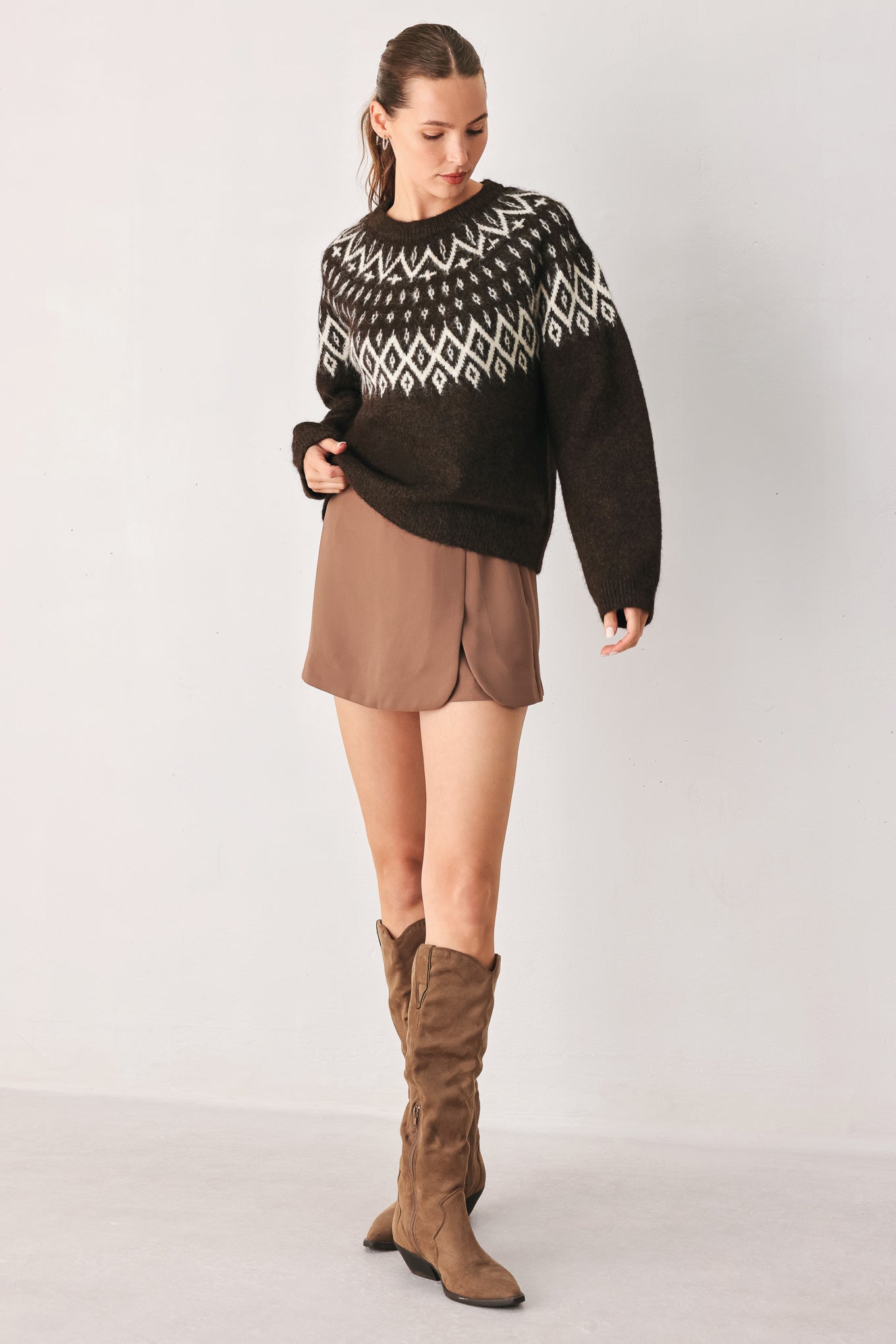 Serenade Sweater Knit Pullover in dark brown, close-up