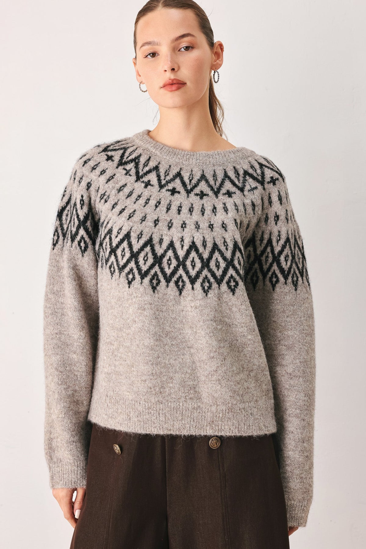 Serenade Sweater Knit Pullover in taupe, detail