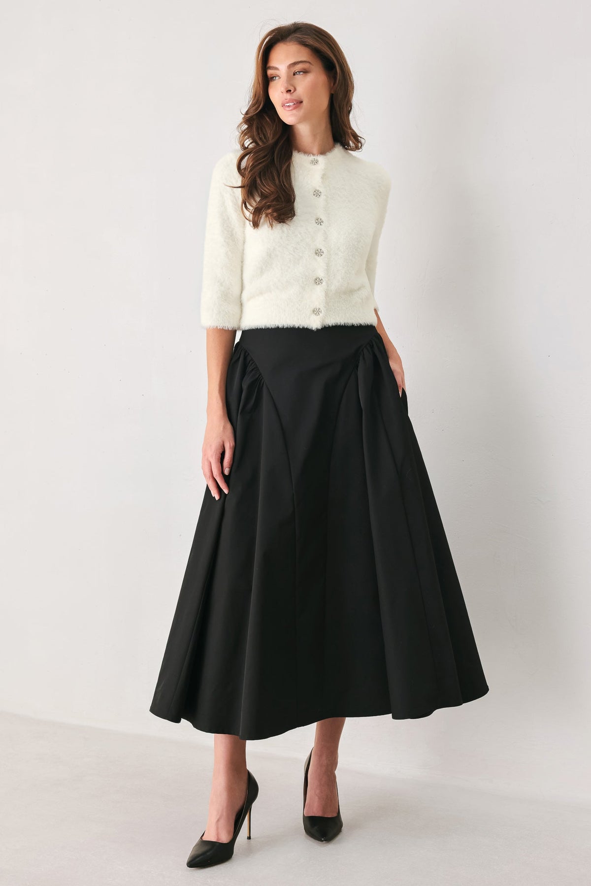 Fuzzy elbow-sleeve cropped cardigan in camel and off white - view 9