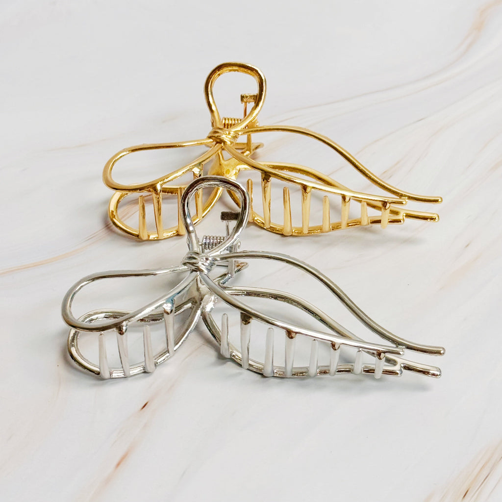 Annie Metal Bow Hair Claw Set Of 2 - styled in hair