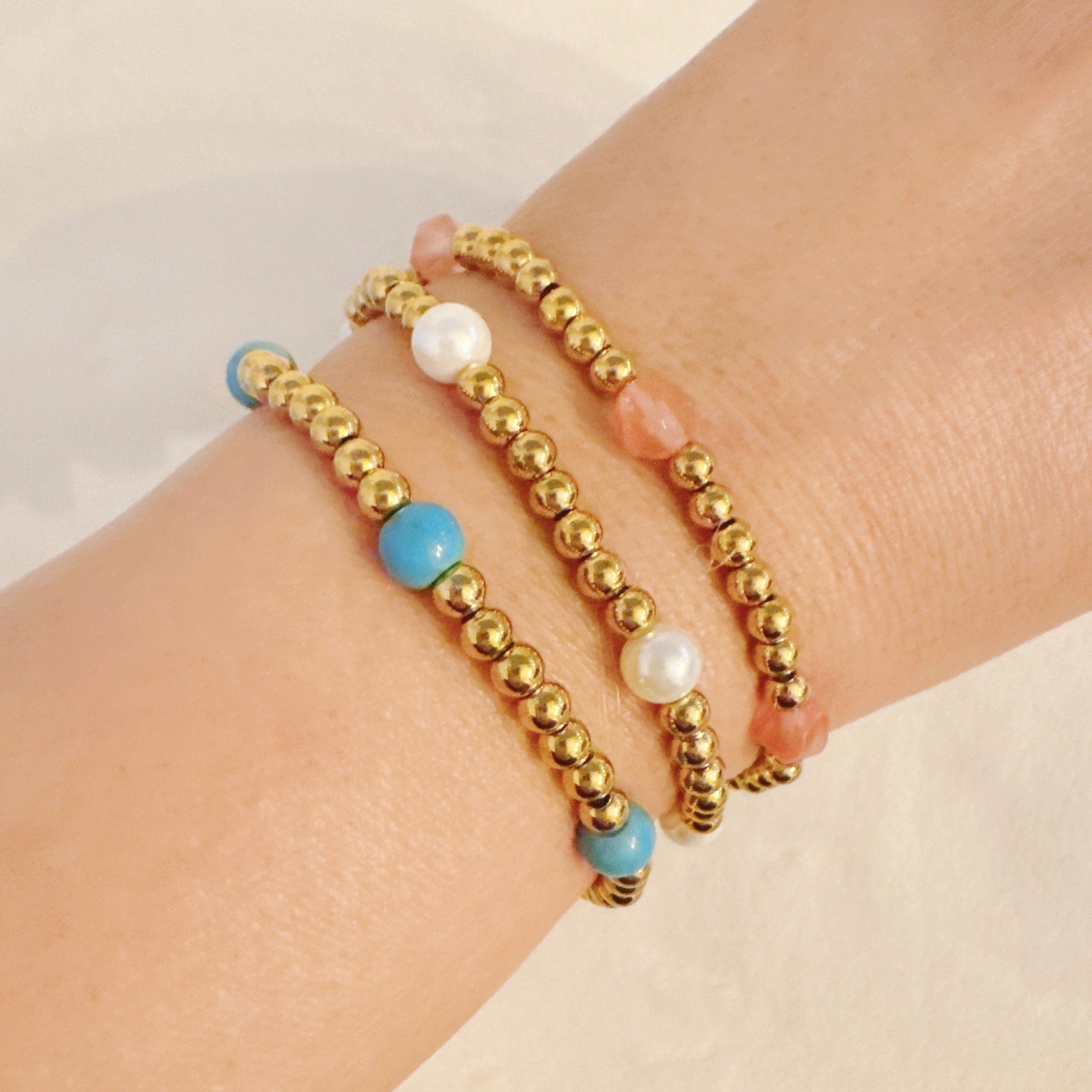 Golden Beads Stone Stretch Bracelet in Turquoise - gold beads with natural stone