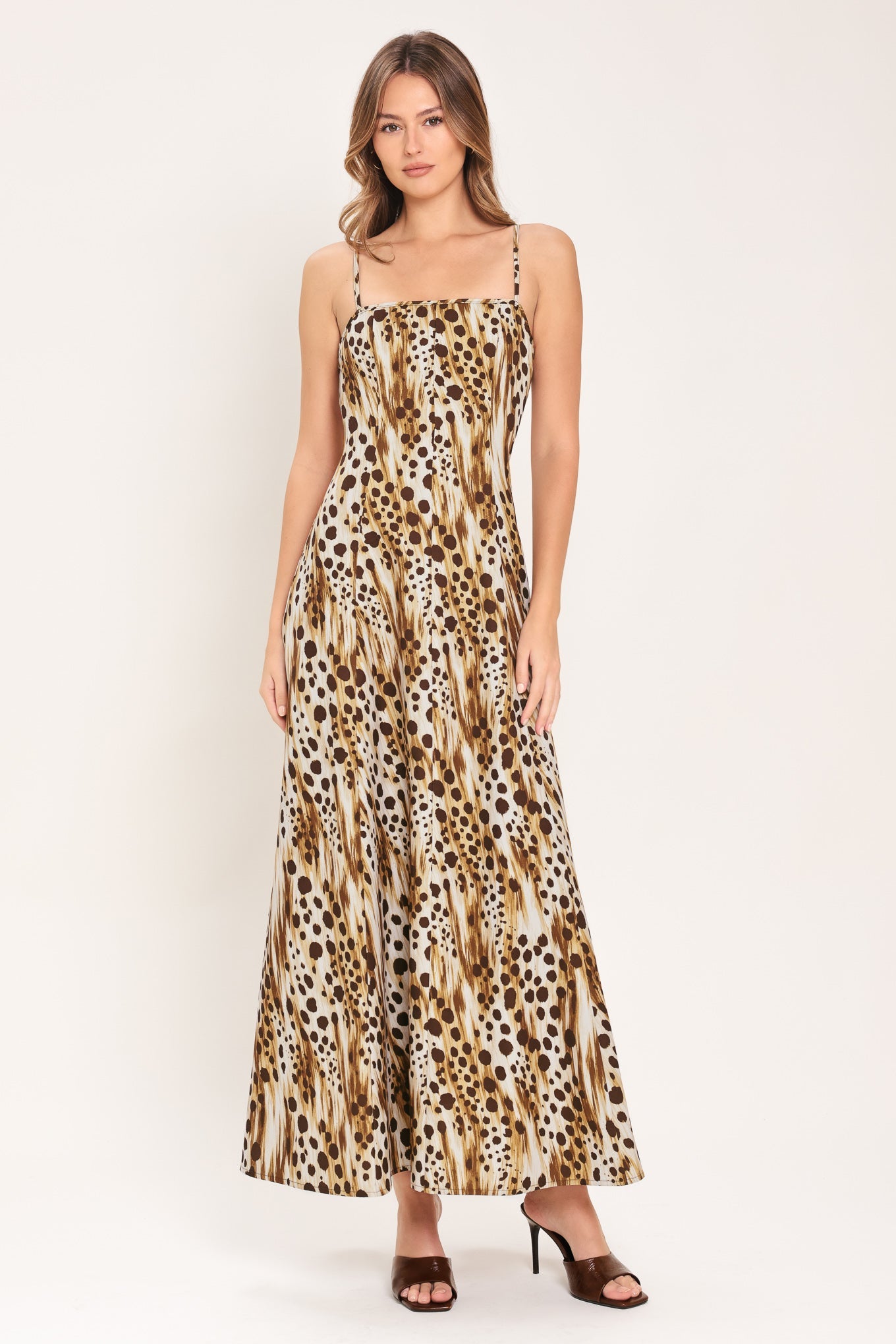 Cheetah trail dress straight neckline detail