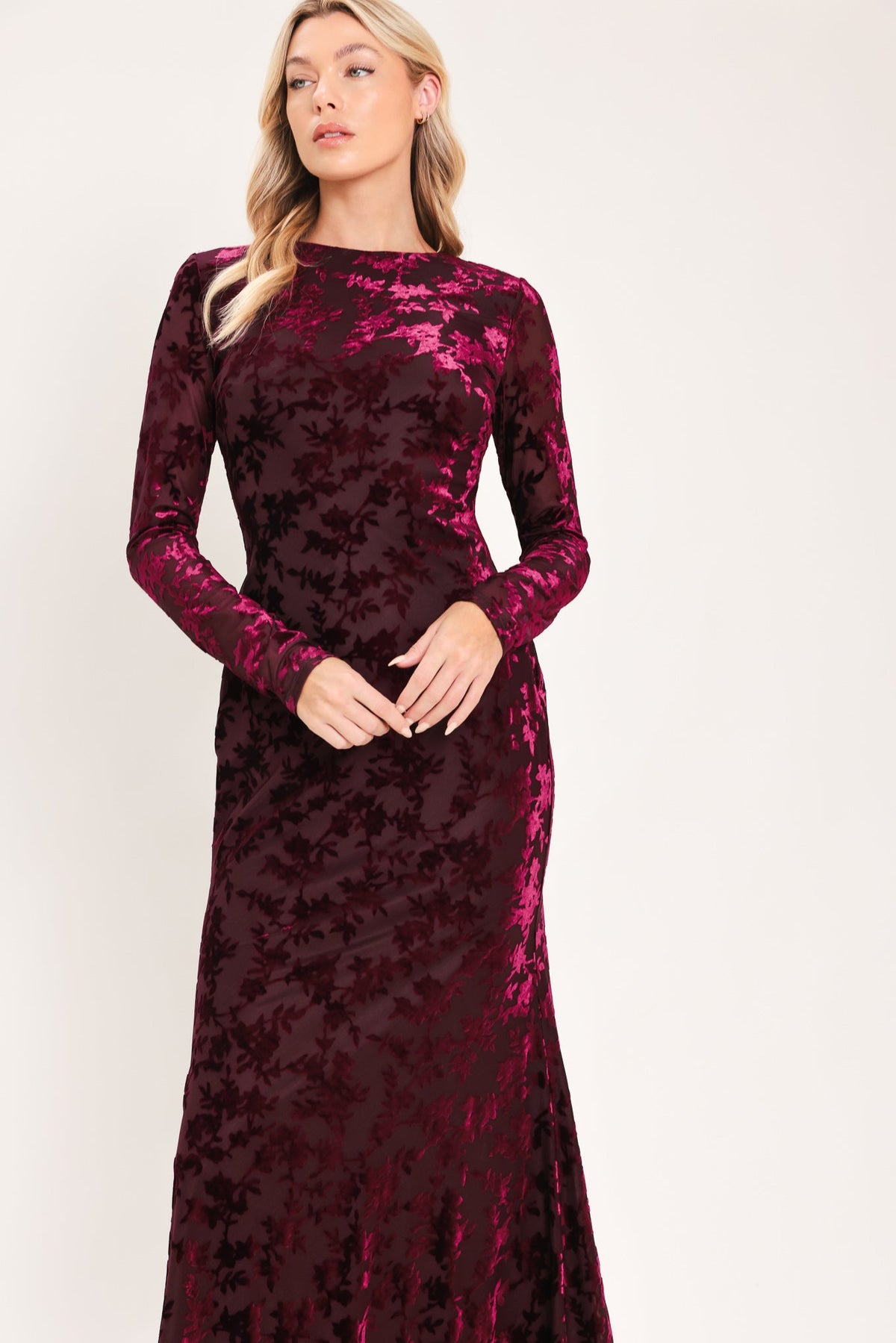 Burgundy Velvet Burnout Midi Dress in burgundy, detail view