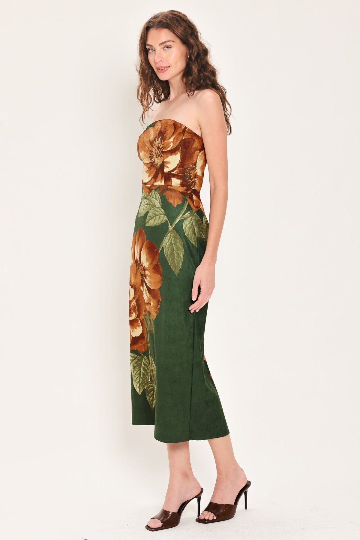 Evergreen Enchantment Hunter Green Tube Midi Dress - close-up