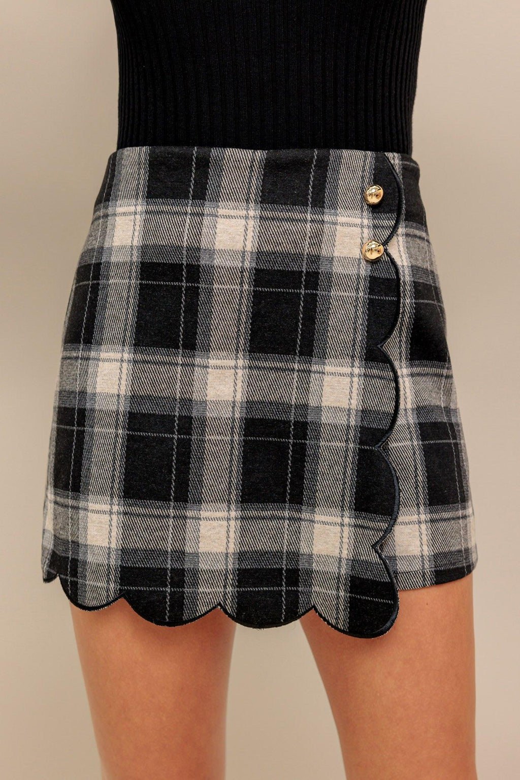 Scalloped Plaid Skort in black and taupe, alternate view