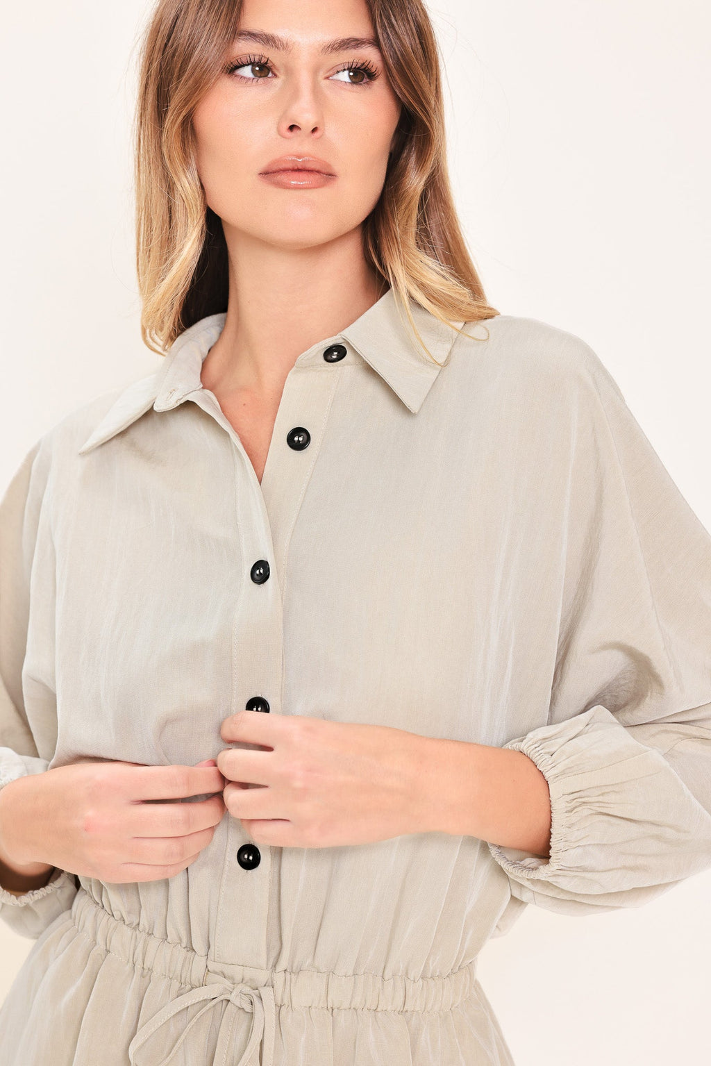 Resort Ready Woven Romper - close up of collar and woven fabric detail