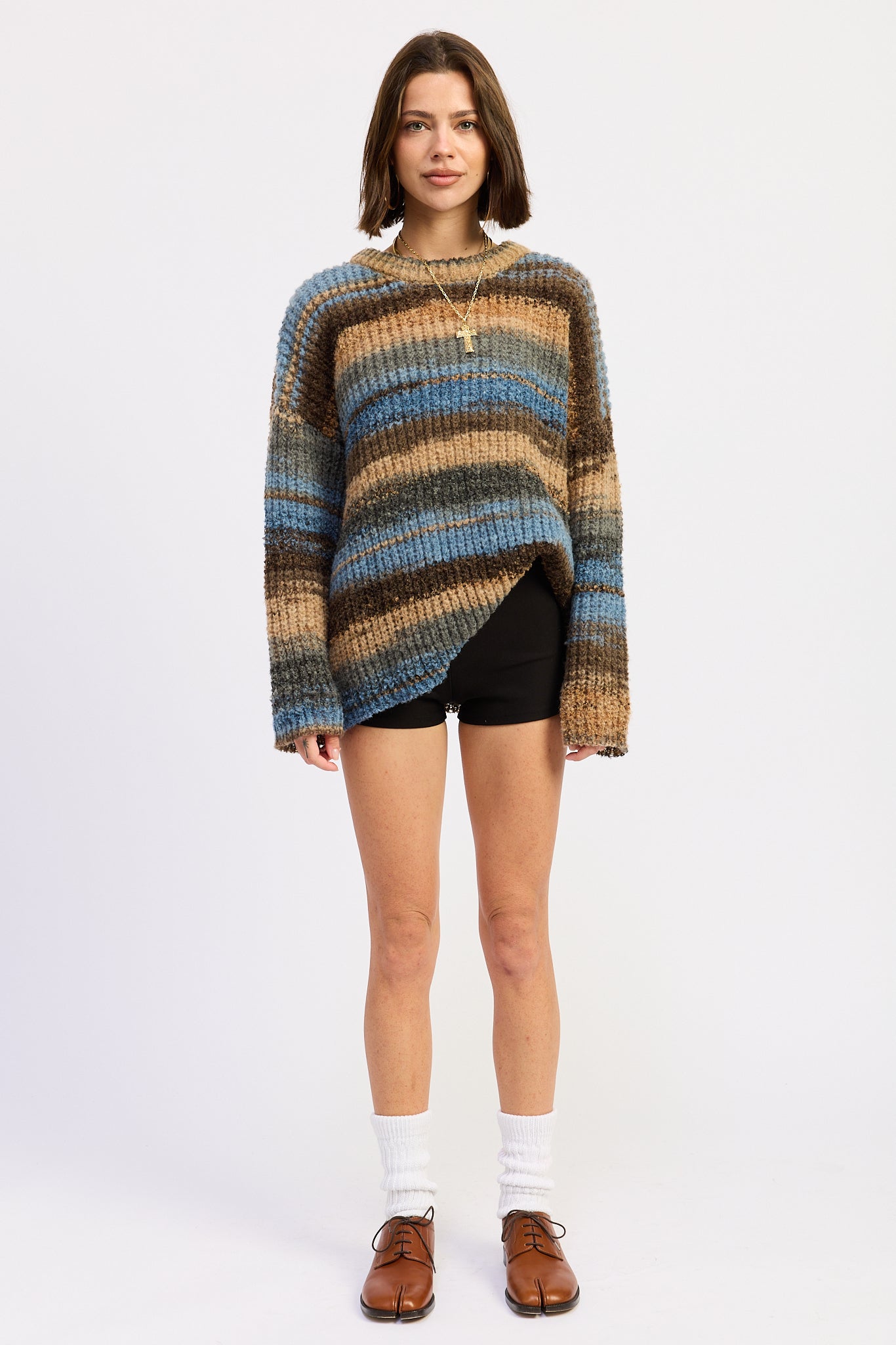 Oversized Knit Top in brown blue mix, worn