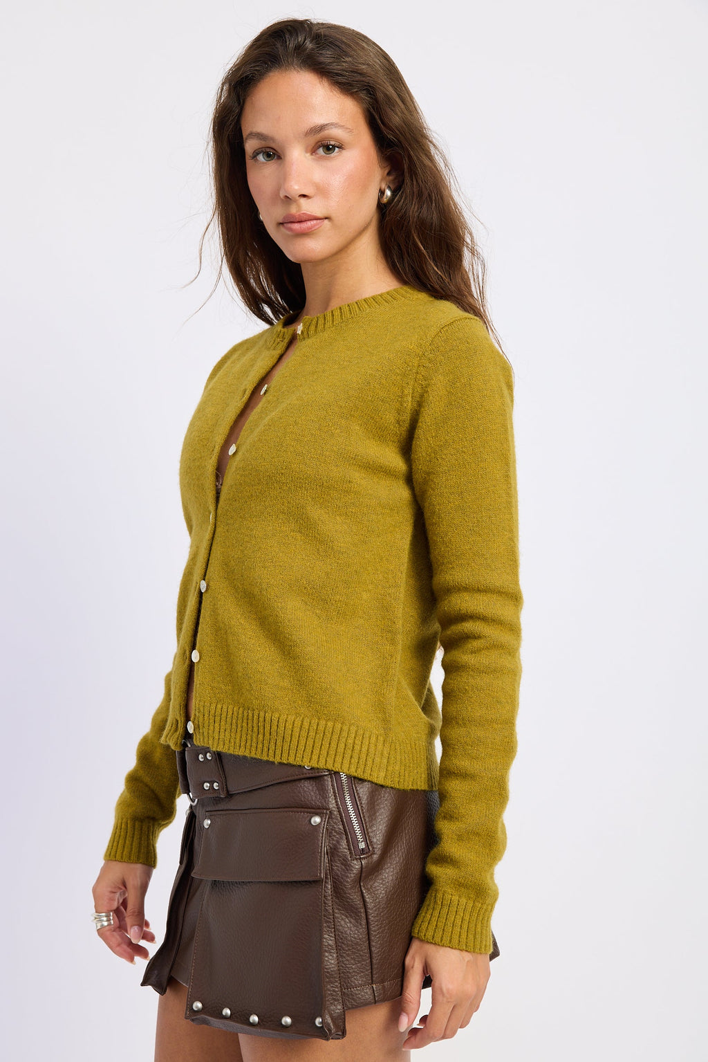 Evora Cardigan in moss - detail view