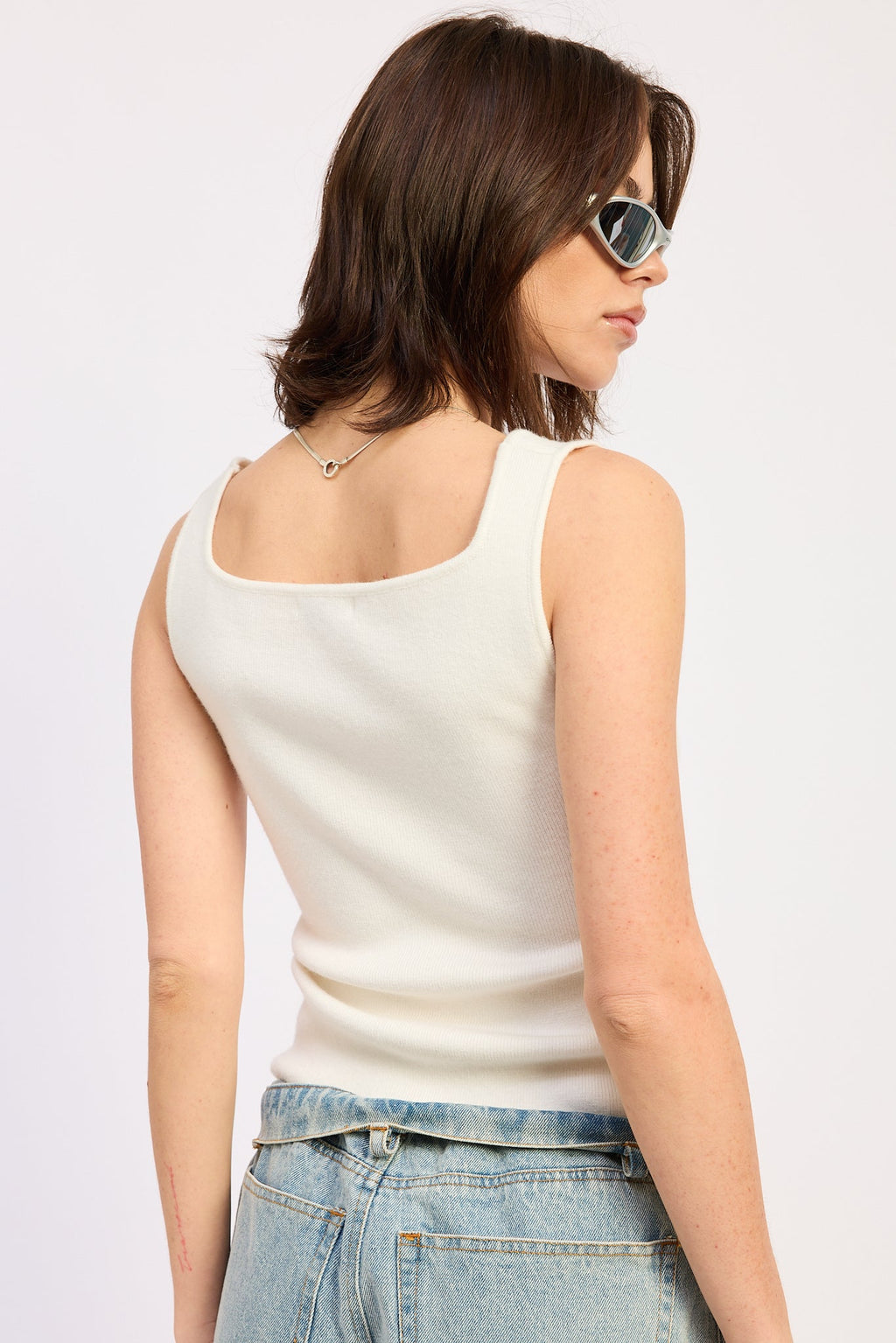 Xanthe Top in Off-White - close up of ribbed texture
