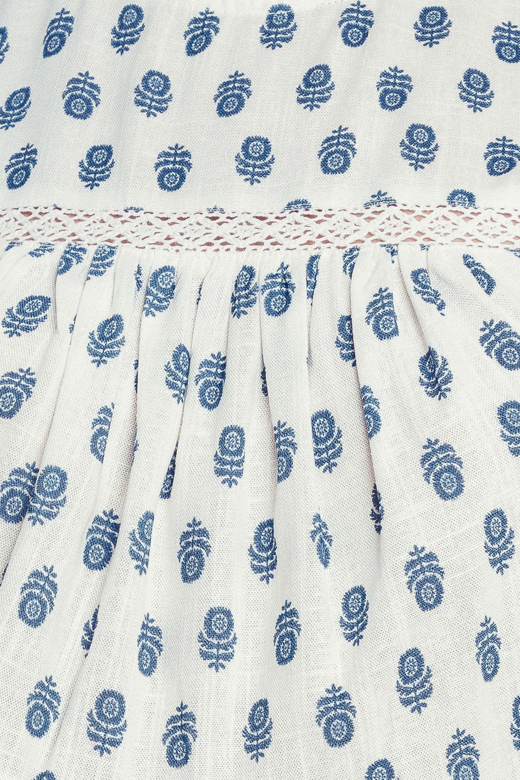 EASY GOING WOVEN TOP