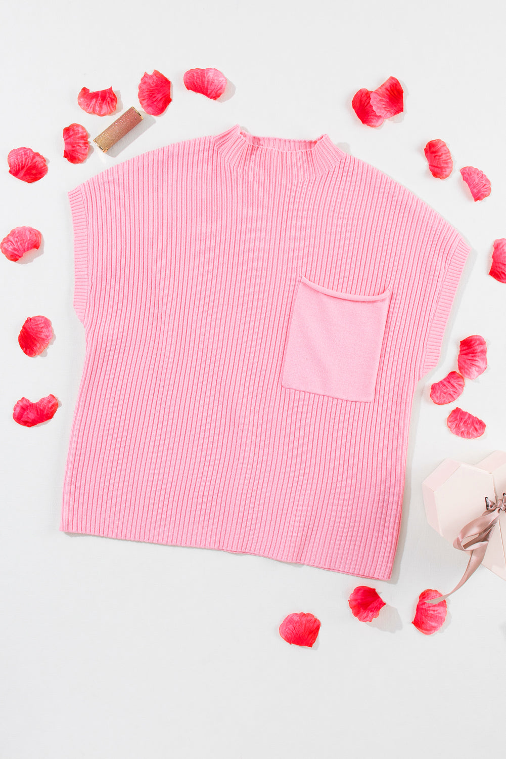 Ribbed Knit Patch Pocket Short Sleeve Top