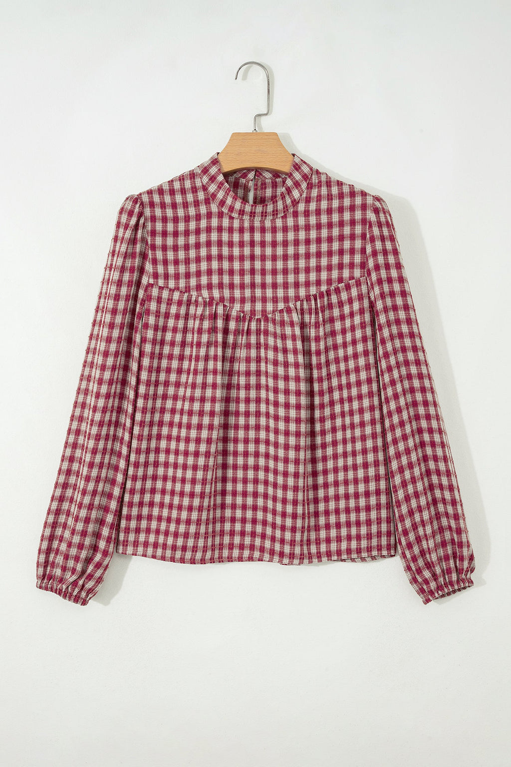 Plaid blouse pleated texture detail