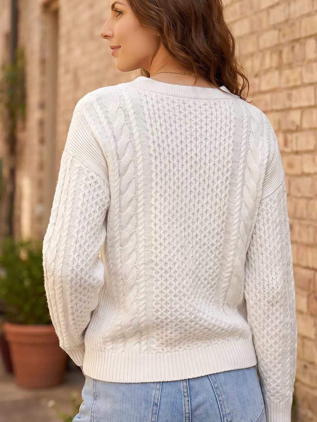 White cable knit crew neck sweater, loose fit - view 7
