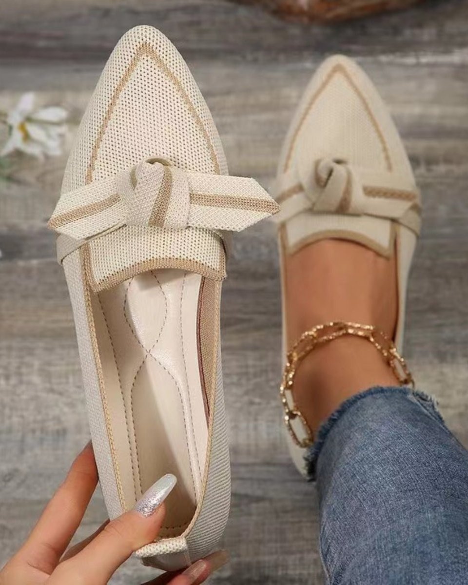 Bow Contrast Trim Point Toe Loafers