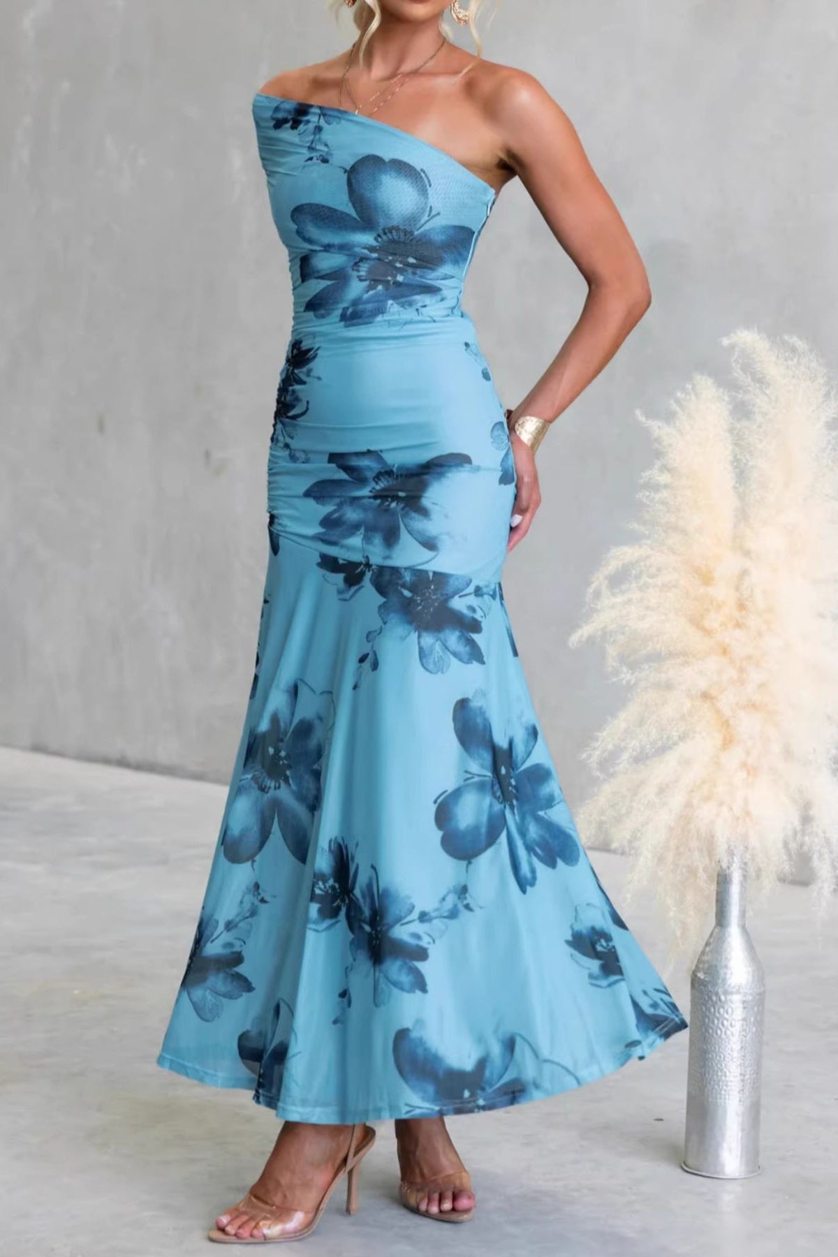 ec921c77-3616-4bfd-9a34-7e46601b4e03-Max